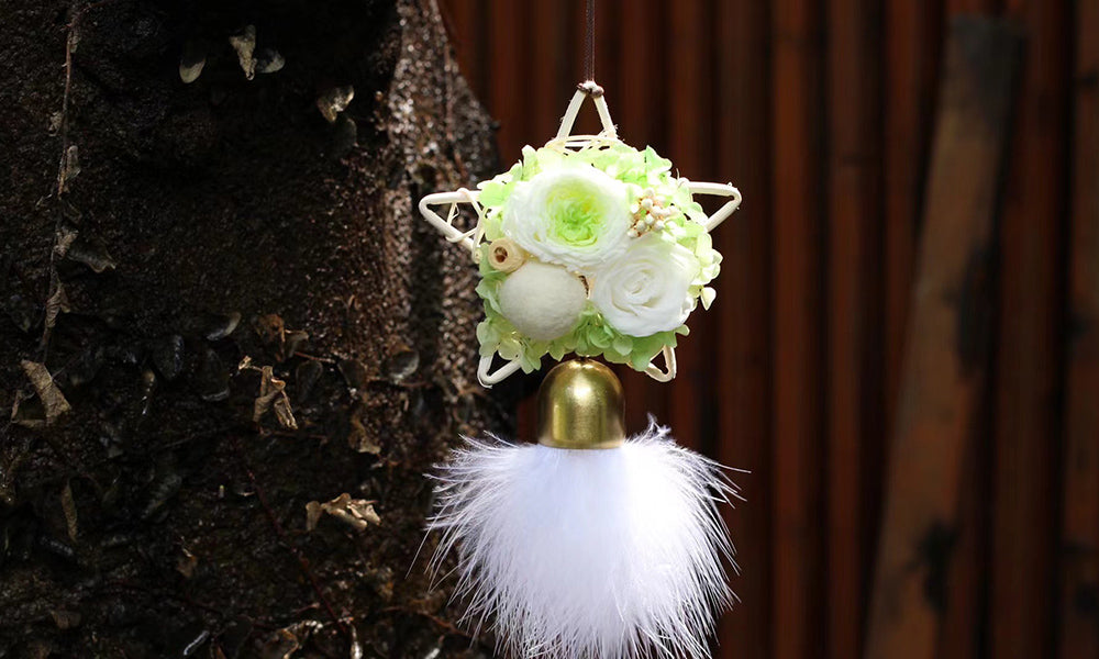 Preserved Flower Dream Catcher, Handmade with Real Flowers Car Hanging Ornament